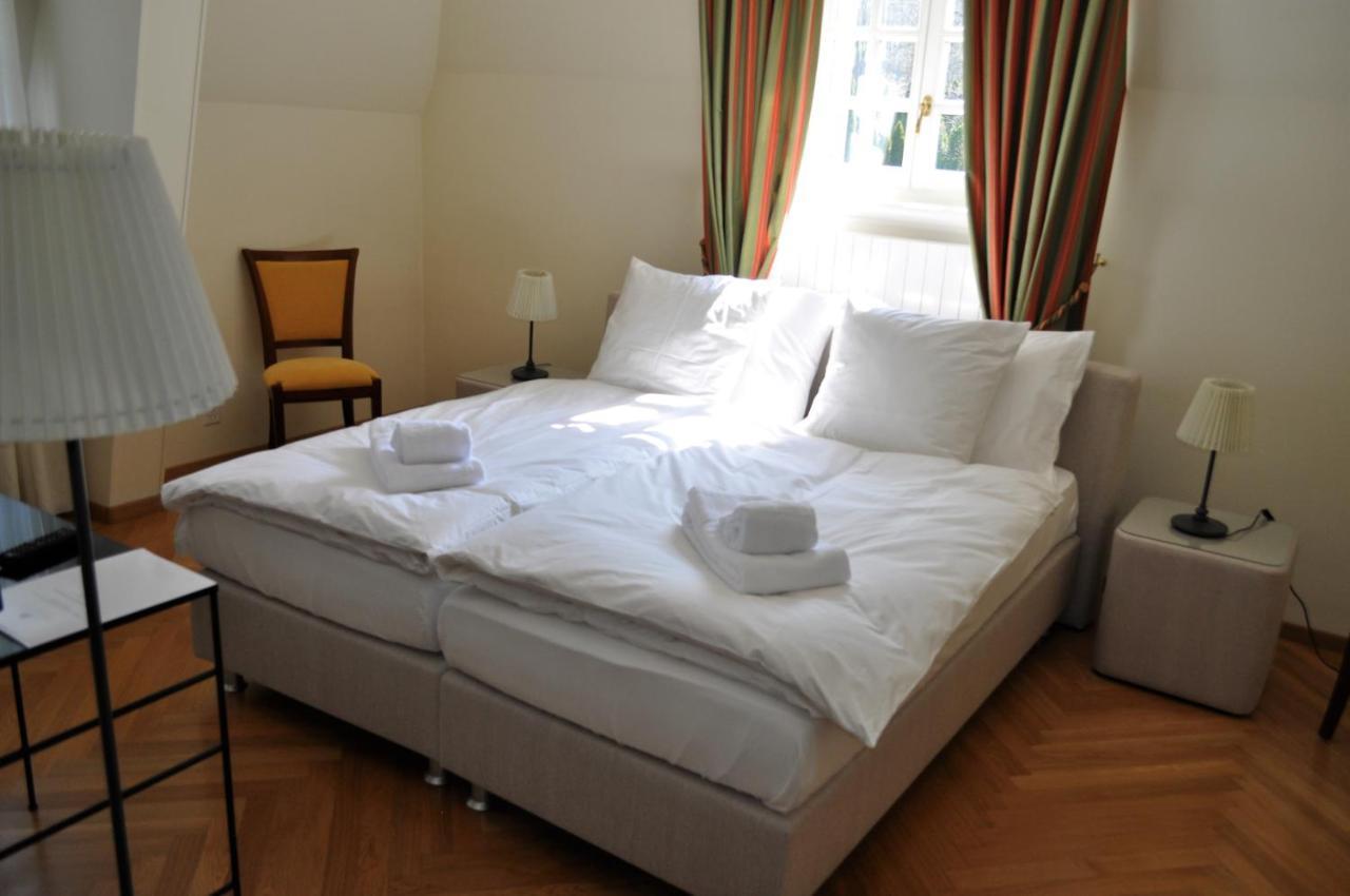 Domaine De Mont-Renaud Hotel Boncourt Luaran gambar